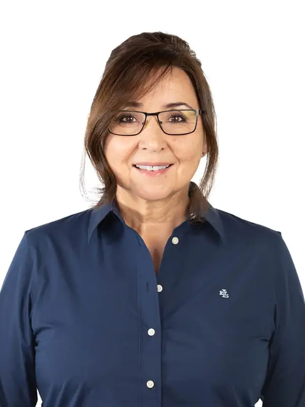 headshot photo of Catherine Luther